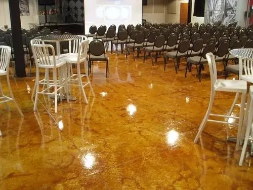 琥珀地板怎么樣？琥珀漆施工視頻
